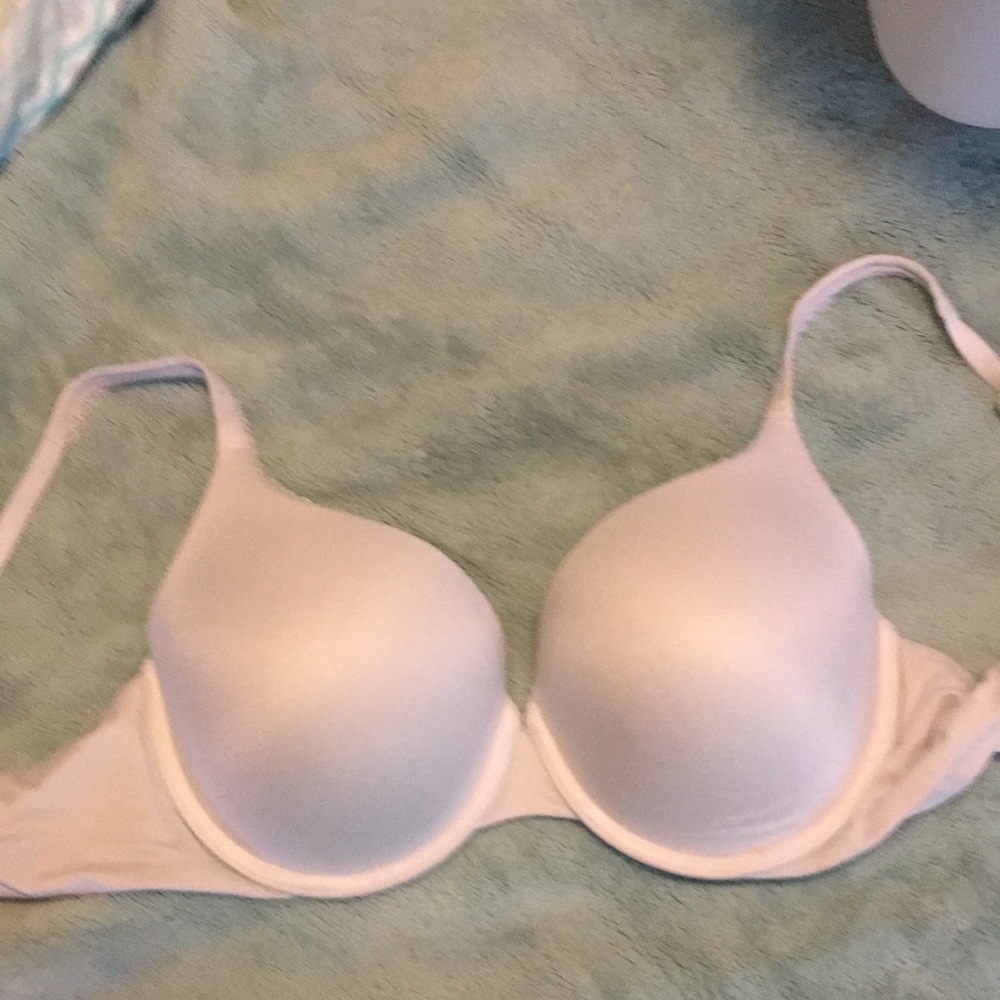 VS white bra